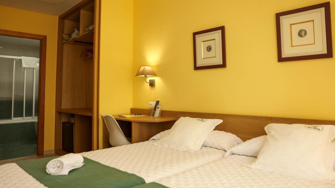 Hotel Casa Benilde Palas de Rei Eksteriør bilde